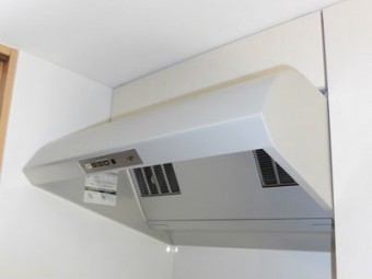 扉がキレイなキッチン　トクラスBerryにお取替え